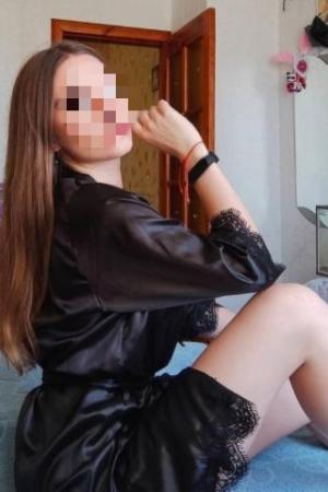 Проститутка Виктория, Питера у метро Электросила
