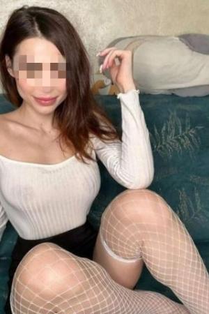 Проститутка Алиса Инди, Питера у метро Купчино